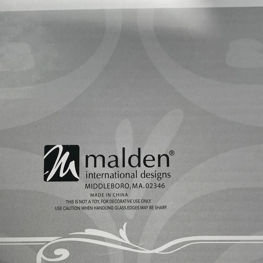 Malden Black and White 5 x 7 W/Matt  8 x 10 Vertical or horizontal Photo Frame
